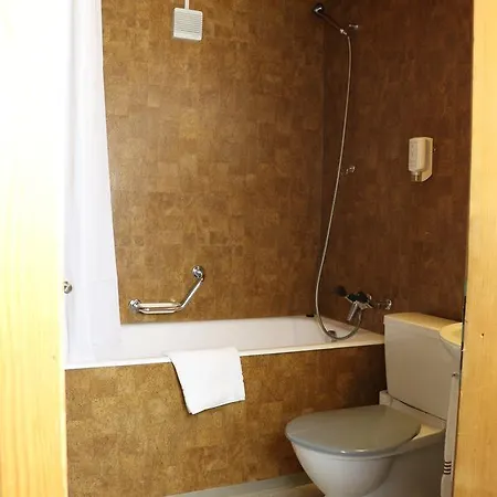 Baren Hotel