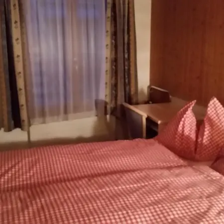 Baren Hotel